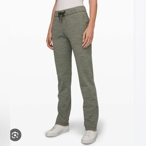 Lululemon On the Fly Pant Full Length, size 4